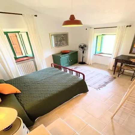 بيت للعطل Charming With Pool Onsite *