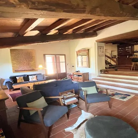 بيت للعطل Charming With Pool Onsite سبوليتو